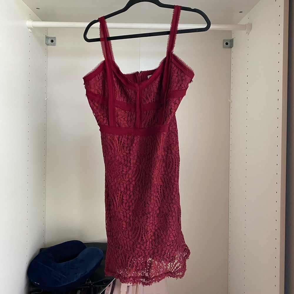 Dreamy lace dress